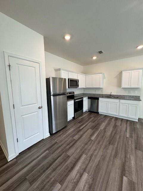 Building Photo - 3473 Cardinal Way SW