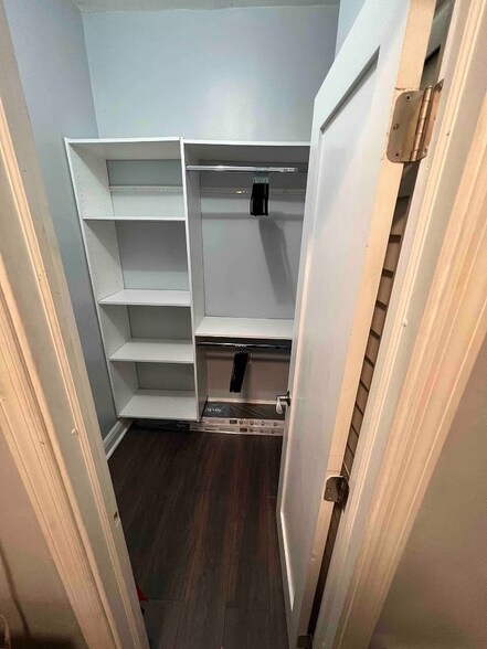 Building Photo - 2991 NW 31st Ave