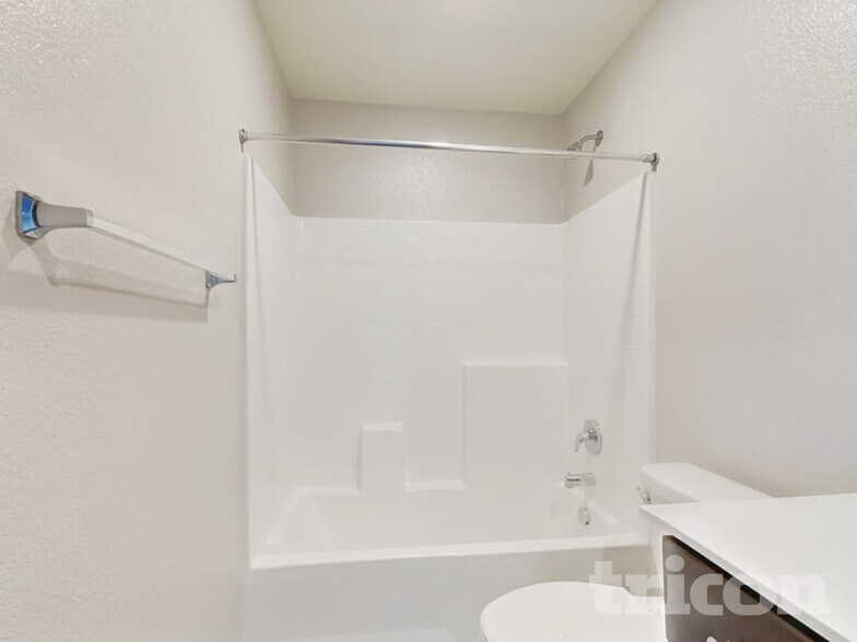 Building Photo - 8958 Elk Ravine Dr