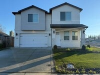 Building Photo - 8461001/85