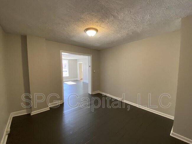 Building Photo - 277 S 2nd St