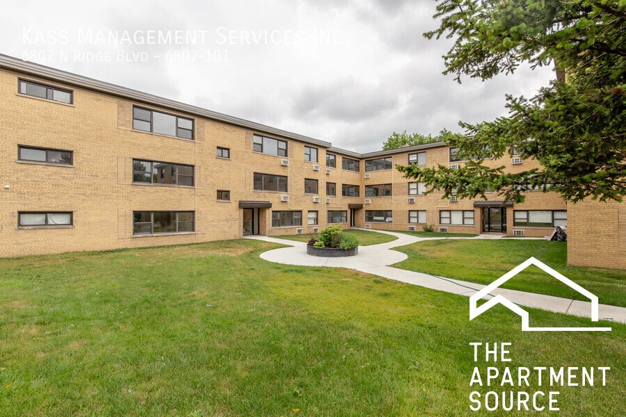 Building Photo - 6807 N Ridge Blvd