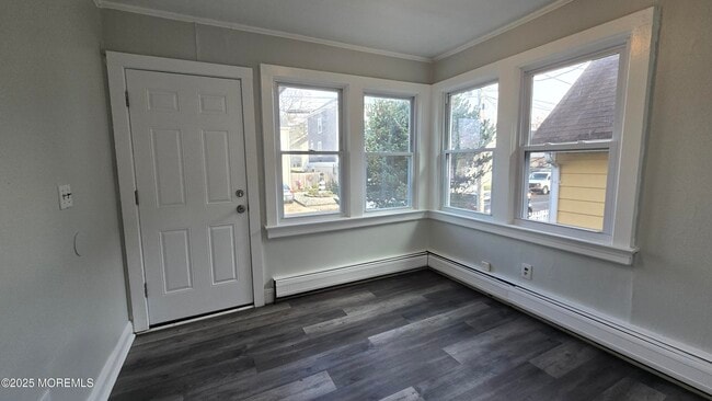 Building Photo - 11 St Peters Pl