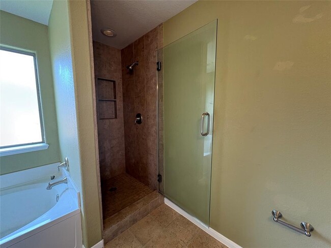 Building Photo - 2715 Mustang Hill Ln