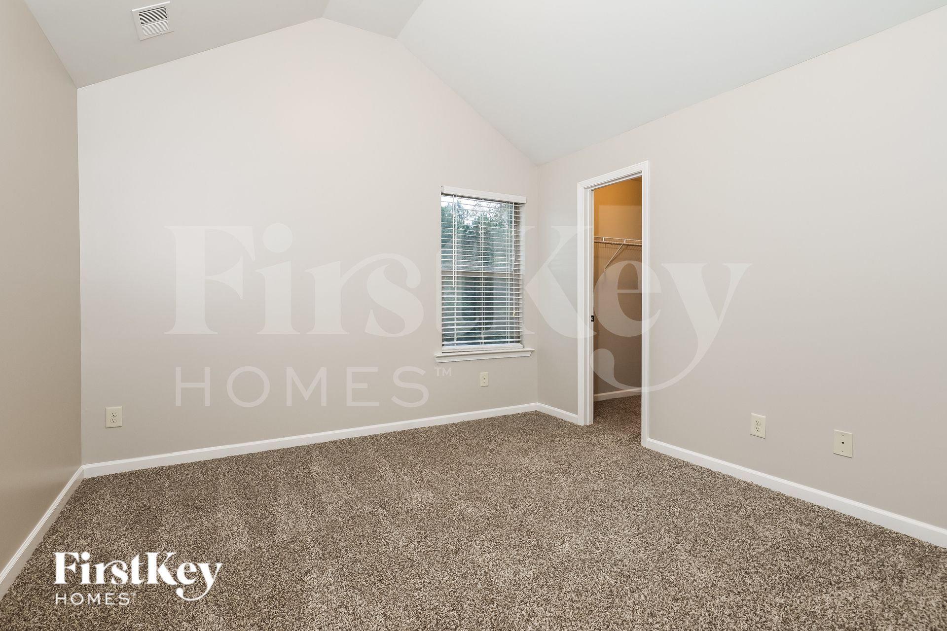 Building Photo - 139 Village Park Dr