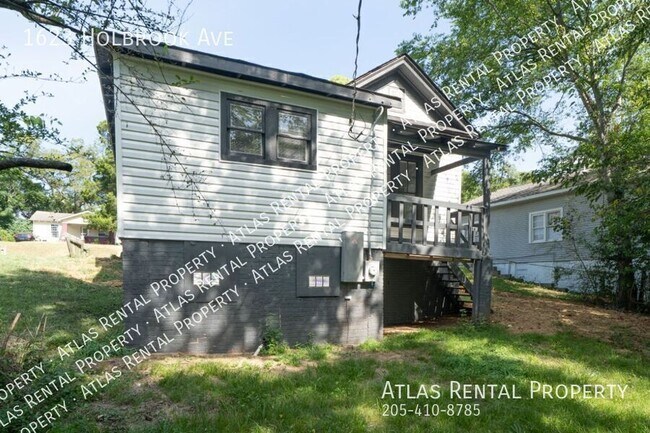Building Photo - 1623 Holbrook Ave