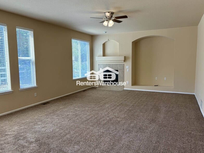Building Photo - 1467 S Haleyville Cir