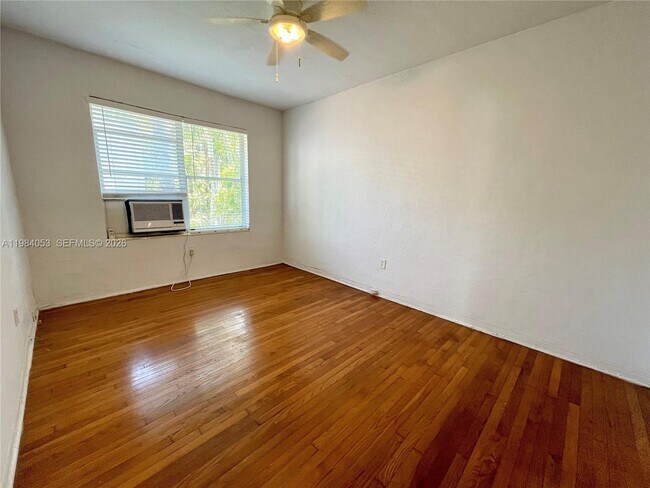 Building Photo - 1030 Jefferson Ave