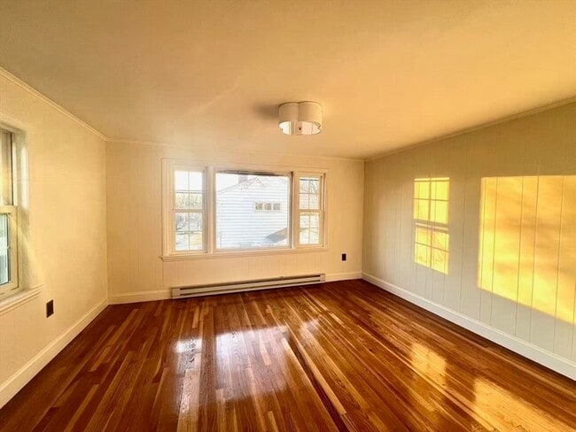 Building Photo - 43 Hilma St