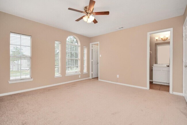 Building Photo - 174 Shiloh Dr