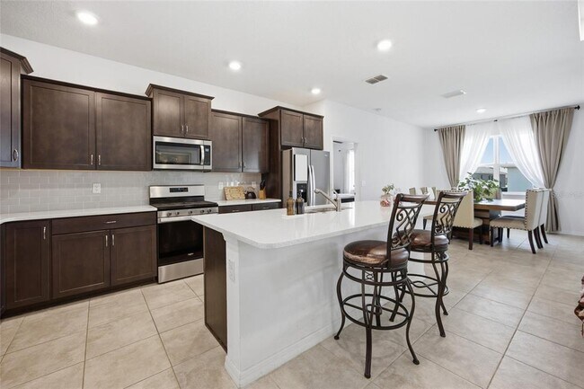Building Photo - 6176 SW 73rd Ter