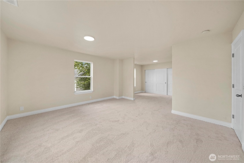 Building Photo - 12570 SE 295th St