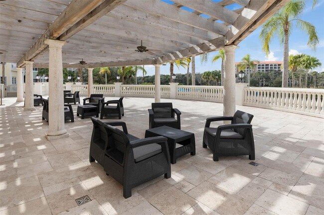 Building Photo - 102 Yacht Harbor Dr