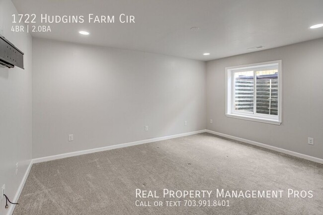 Building Photo - 1722 Hudgins Farm Cir