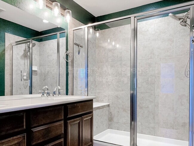 Building Photo - 15450 Carob Cir