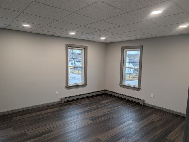 Building Photo - 36 Main St