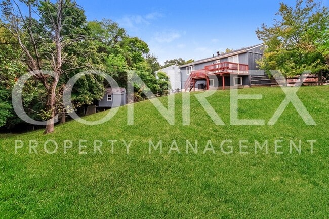 Building Photo - Bi Level home in Cul-de-sac!