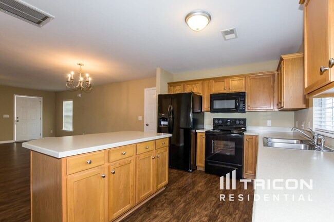 Building Photo - 10838 Traders Ct