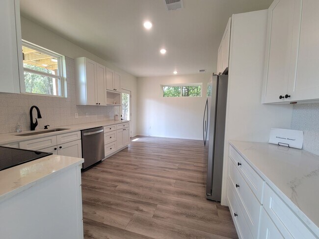 Building Photo - COMING SOON!!!! Gorgeous 2 story home in Granite Shoals