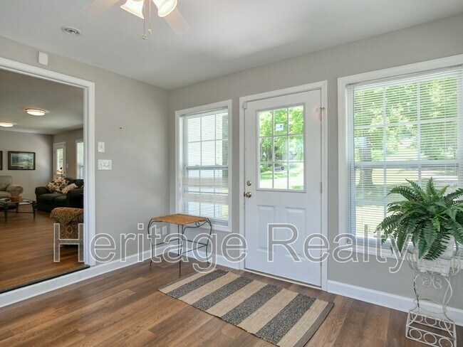 Building Photo - 4518 Holston Hills Rd