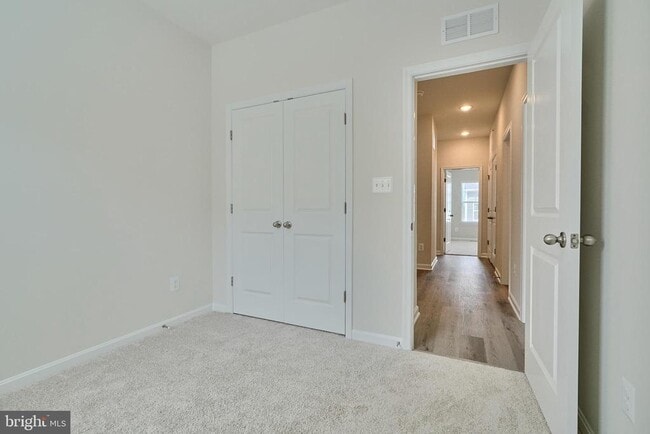 Building Photo - 2509 Gatwick Ln