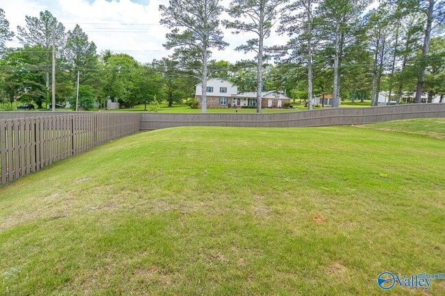 Building Photo - 6015 Margie Collins Dr SE