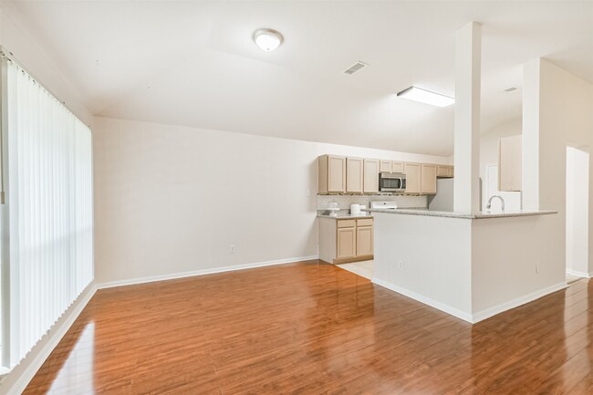 Building Photo - 4119 Hermitage Hollow Ln