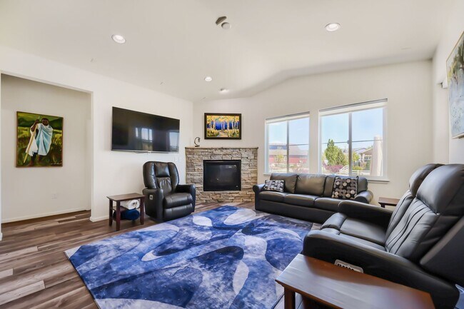 Building Photo - Stunning & Contemporary 4-Bedroom Home on Open Space-Available July 1st!