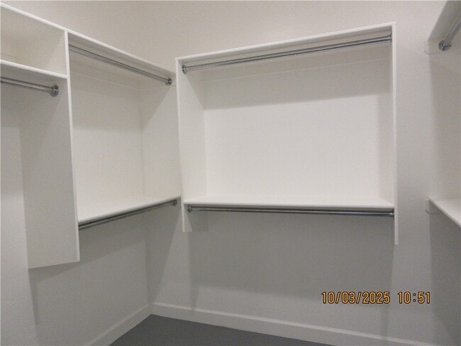 Building Photo - 3550 N Skylark Rd