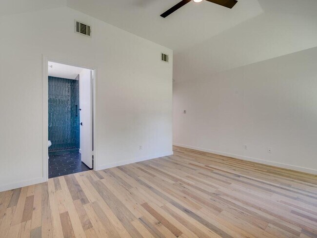 Building Photo - 13022 Staton Dr