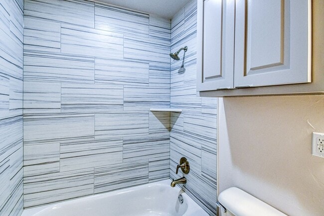 Building Photo - Brand New Construction!  Lawn care included!