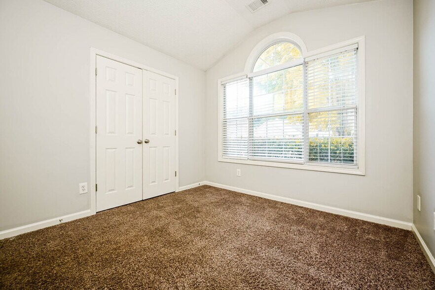 Building Photo - 1790 Courtyard Ln