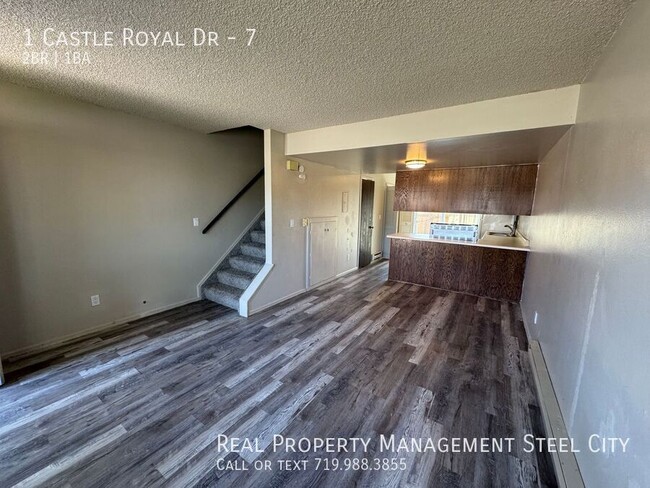 Building Photo - 1 Castle Royal Dr