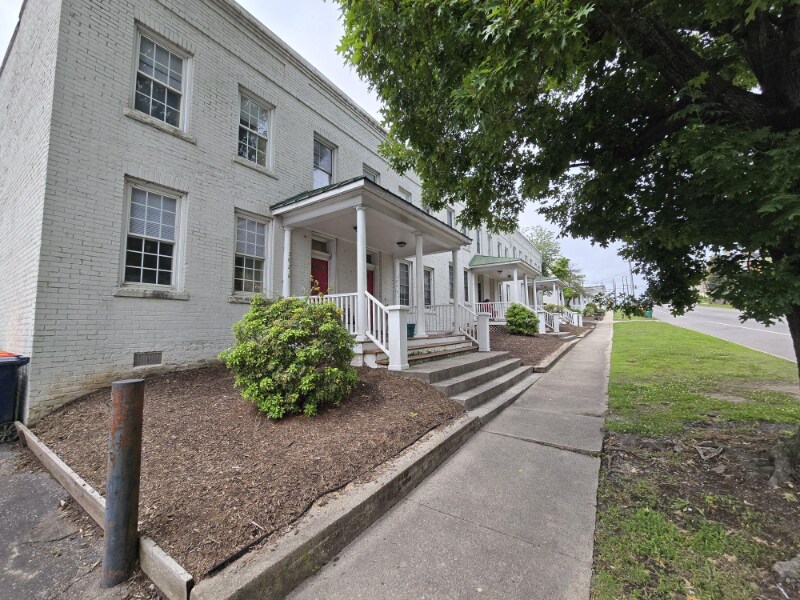 Building Photo - 302 E Wythe St