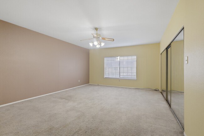 Building Photo - 506 Wilcrest Dr