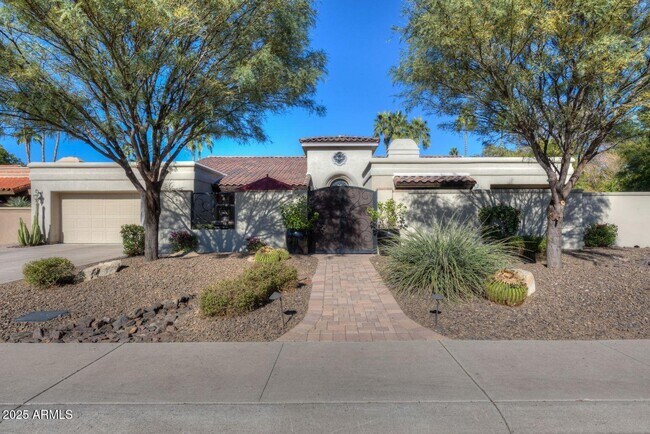 Building Photo - 9740 E Gold Dust Ave
