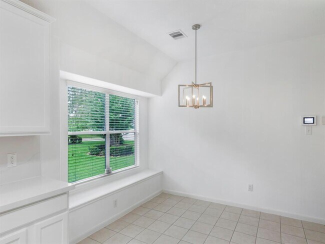 Building Photo - 51 N Regan Mead Cir
