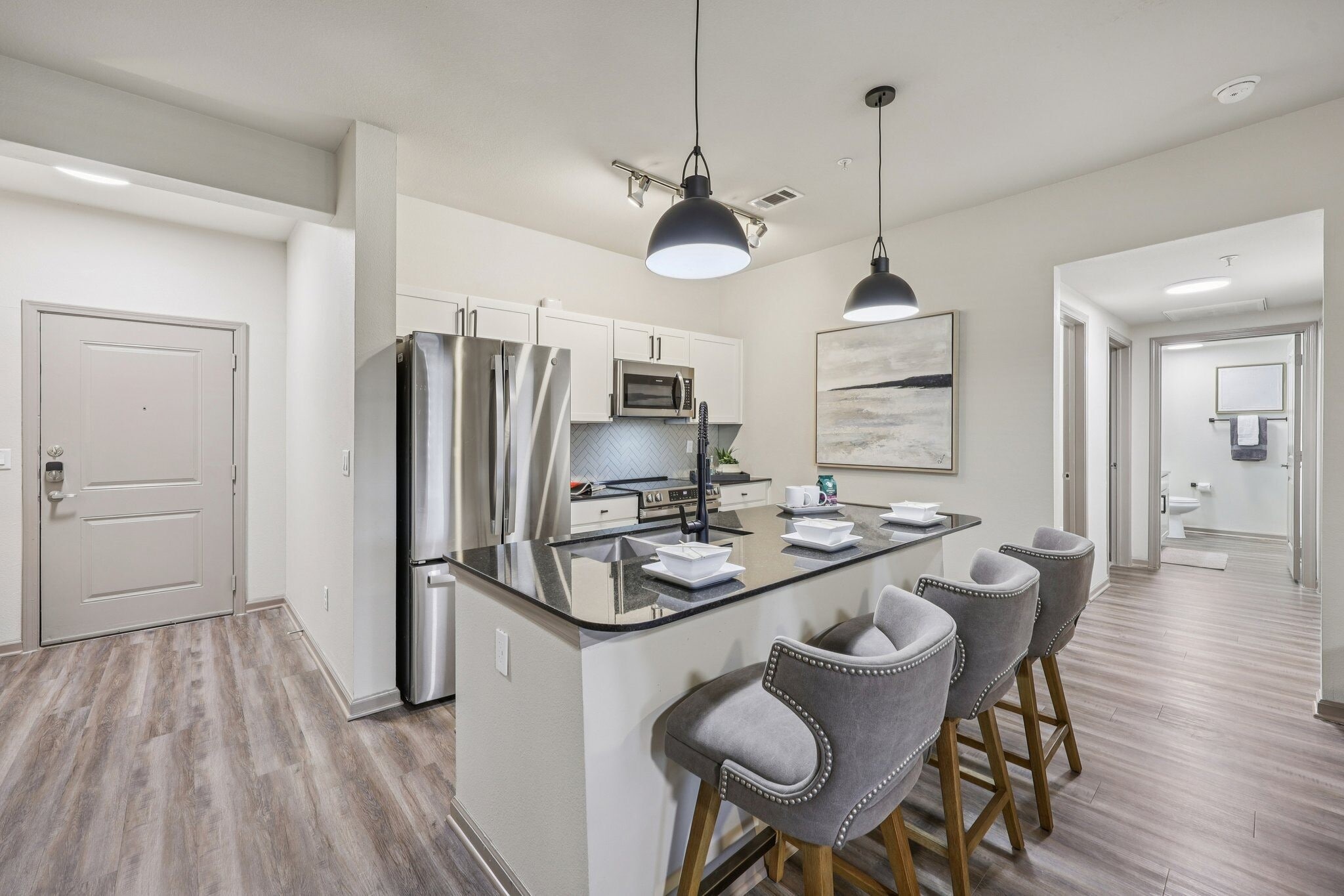 Building Photo - Vine + Vail Townhomes and Apartments