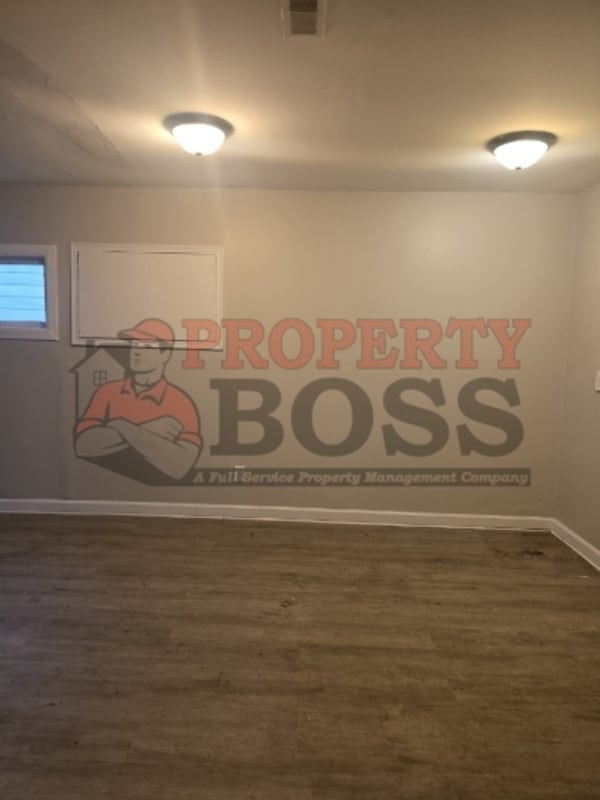 Building Photo - 2530 E 22nd Pl