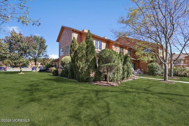 Building Photo - 140 Northrup Dr