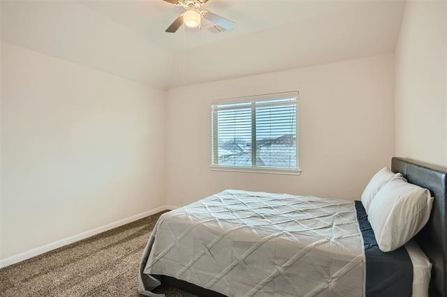 Building Photo - 805 Woodmark Dr