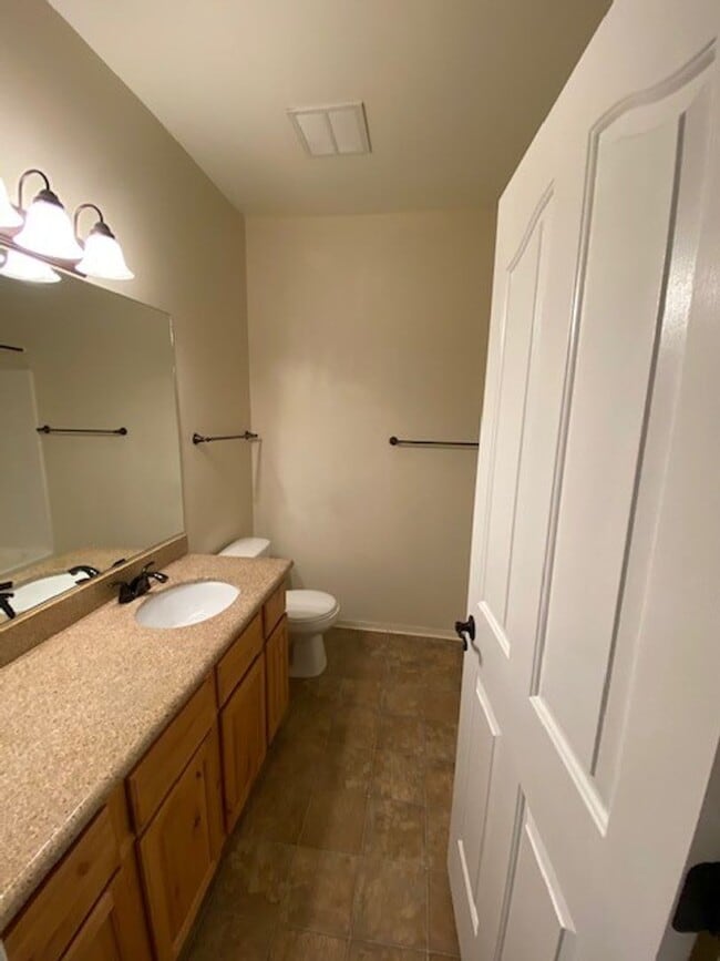 Building Photo - 6740 N Spurwing Loop
