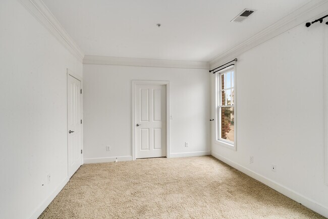 Building Photo - 3100 West End Cir