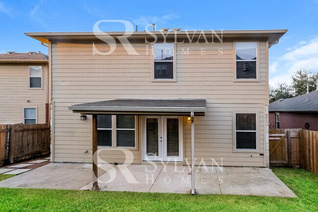 Building Photo - At Last, This Is What You Have Been Searching For!