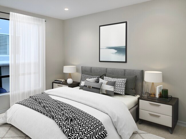 Second Bedroom with Bathroom En Suite - 1220 Roxbury Dr