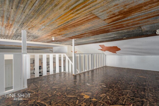 Building Photo - 542 McCartney Lane