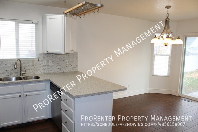 Building Photo - 1398 N 2585 W