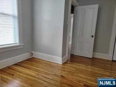 Building Photo - 123 Sylvan St