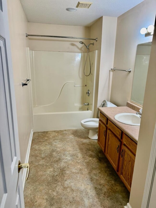 Building Photo - 10533 Graystone Cove