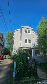 Building Photo - 142-144-144 Adams St